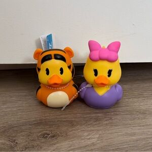 Disney Tigger & Daisy Duck Rubber Duck Bath Toy Set NWT